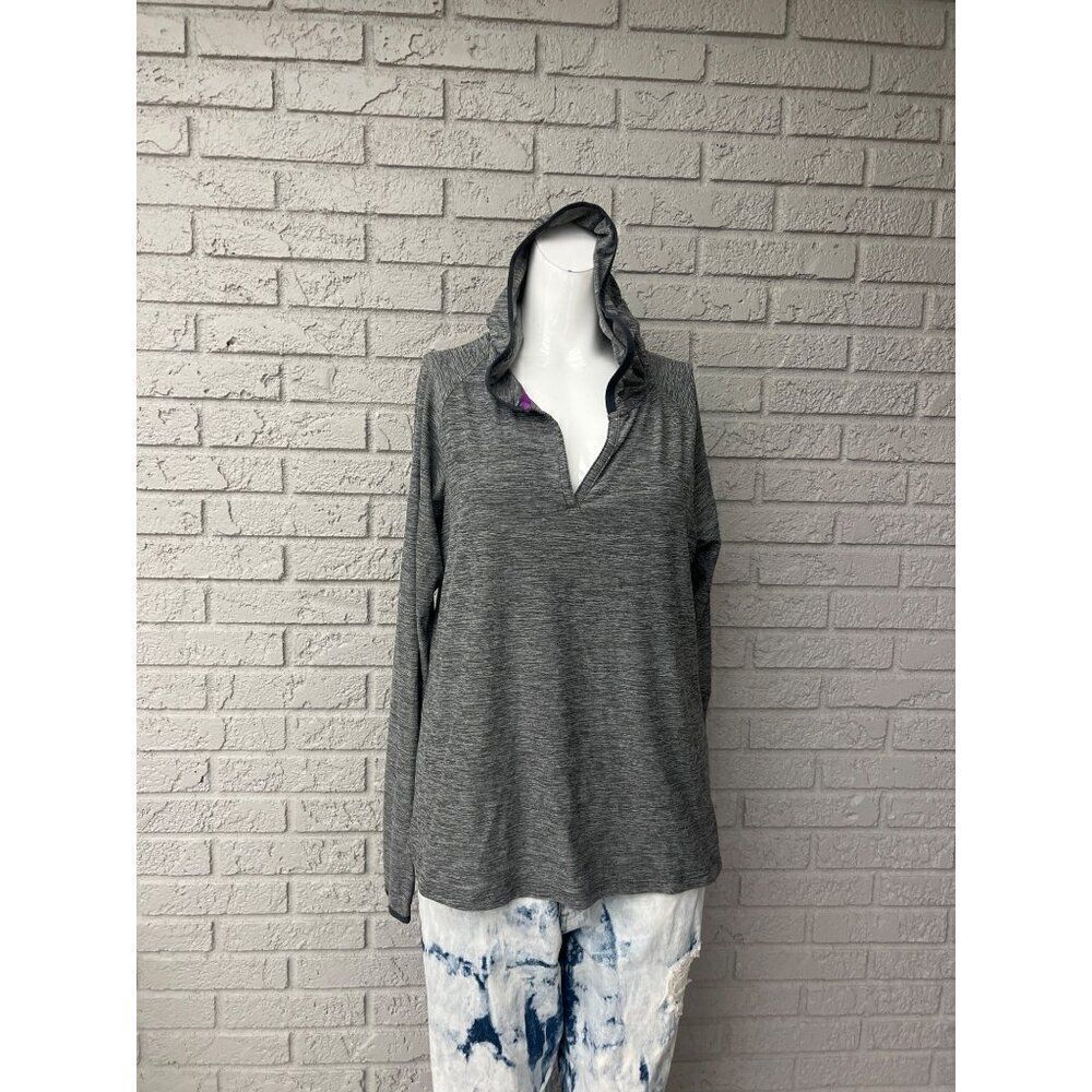 Danskin Women Gray Long Sleeve Hoodie Sweater Size 8-10
